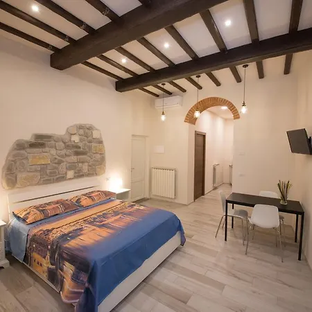 Visit Florentia Apartment
